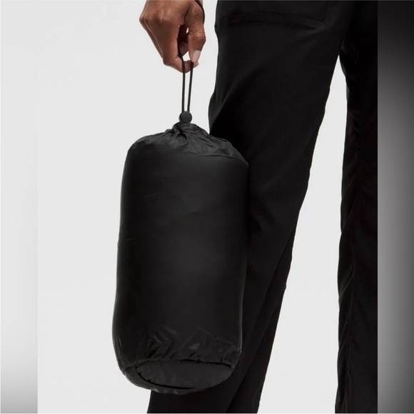 NWT Lululemon Featherweight 900 Down Long Jacket Black $598 - Size XS / 6 - Picture 4 of 15